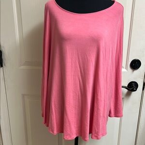 Kate Landry Pink Poncho, It is a one-size-fits-all poncho, EUC